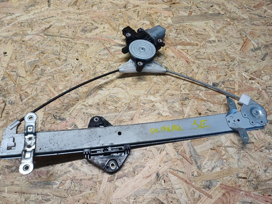 Subaru Impreza (2008-2012) Jobb Első Ajtó Ablakemelő Szerkezet Motorral 