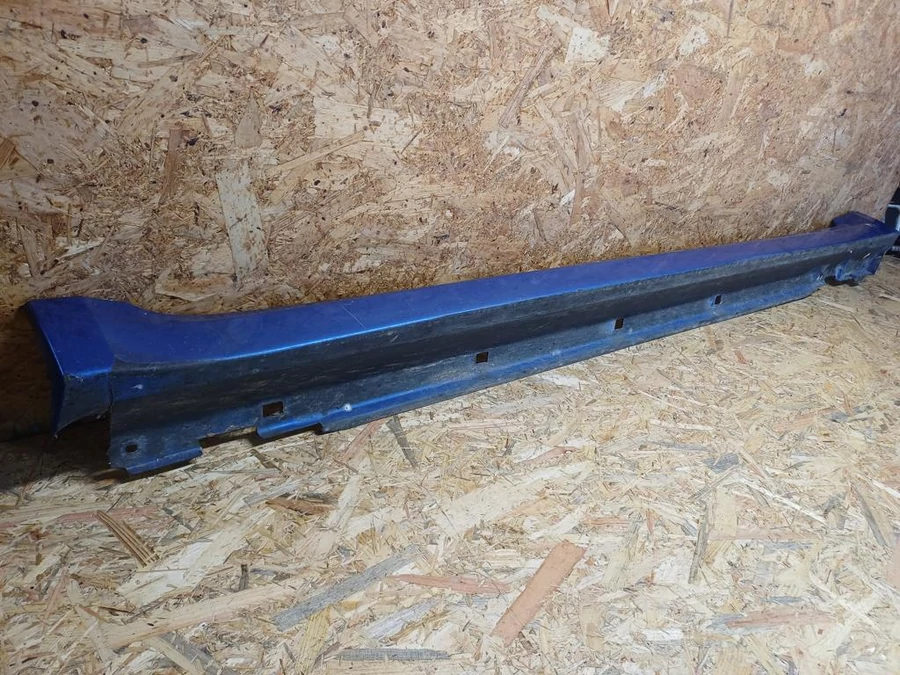 Subaru Impreza (2008-2012) Jobb Küszöb Burkolat 