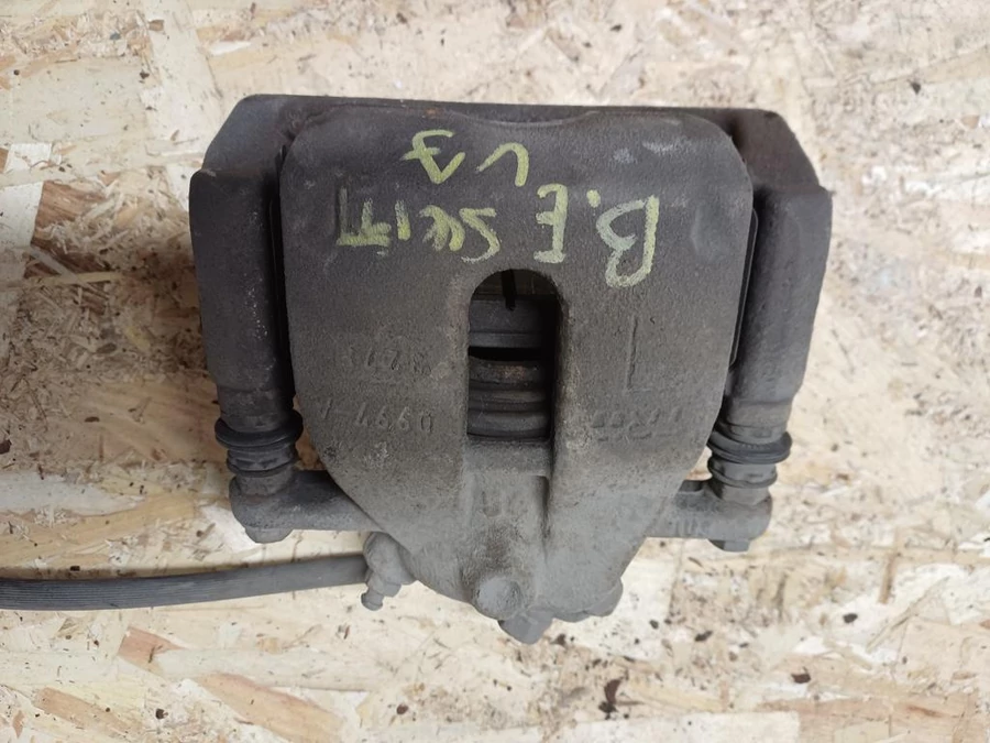 Suzuki Swift III (2004-2010) Benzines Bal Első Féknyereg Munkahengerrel