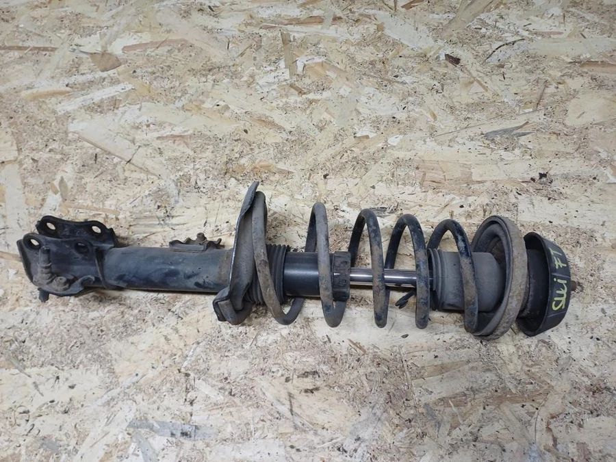 Suzuki Swift III (2004-2010) Benzines Bal Első Lengéscsillapító Rugóval