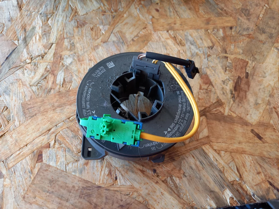 Suzuki Wagon R (2000-2007) Kormány Légzsák Átvezető Szalagkábel