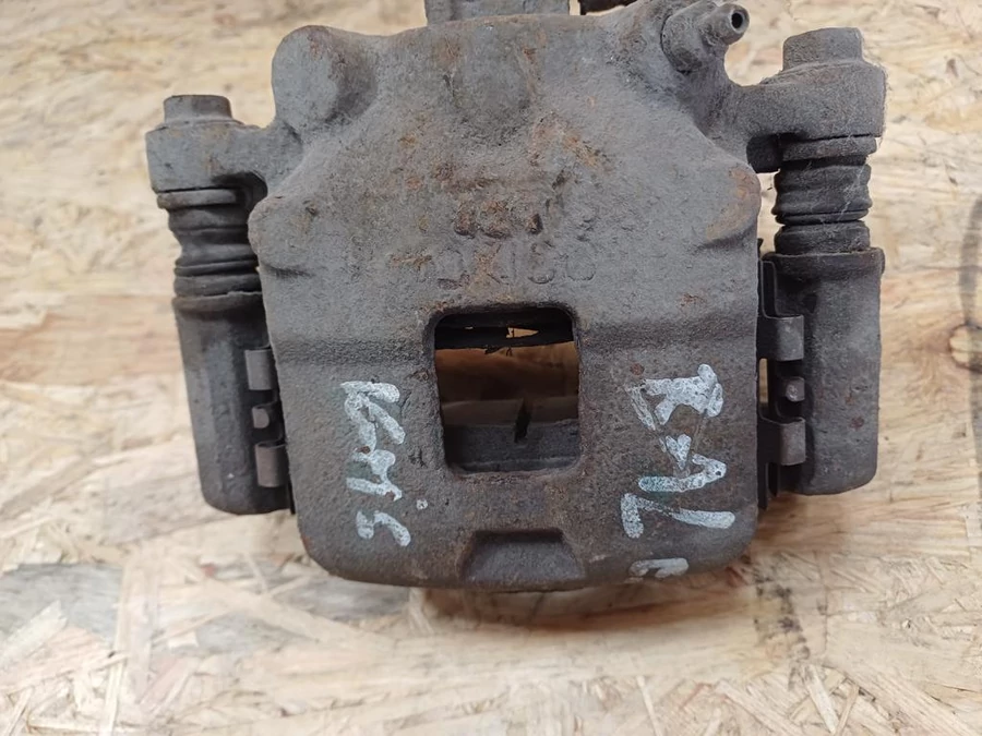 Suzuki Ignis I Sport (2000-2005)  1.5 Benzines Bal Első Féknyereg