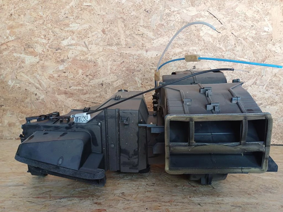 Suzuki Ignis (2000-2003) Fűtés Box