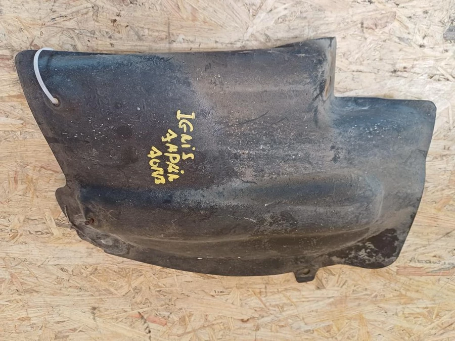 Suzuki Ignis I (2000-2003) Jobb Hátsó Dobbetét Kerékjárati Műanyag 