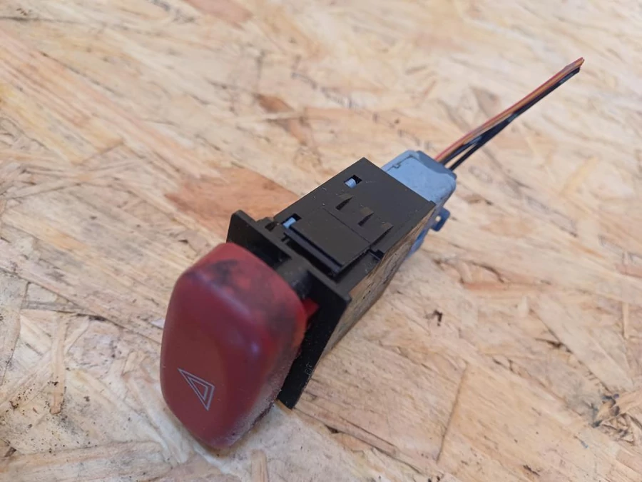 Suzuki Ignis I Sport (2000-2005) Vészvillogó Kapcsoló