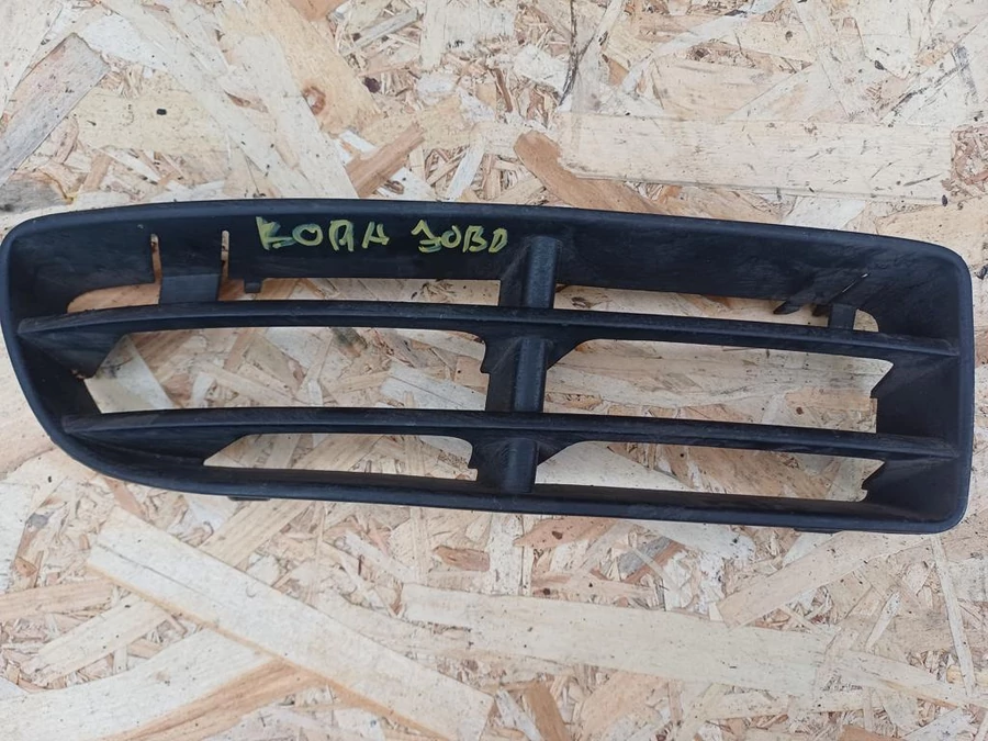 Vw bora (1999-2006) Jobb Első Lökhárító Díszrács 