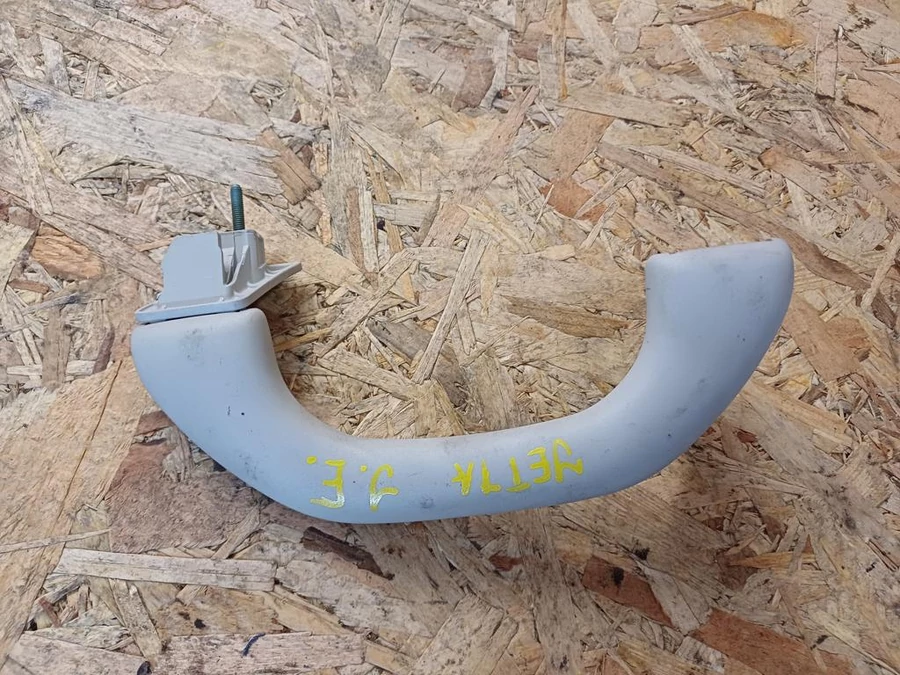 Vw Jetta (2005-2010) Jobb Első Felső Kapaszkodó 