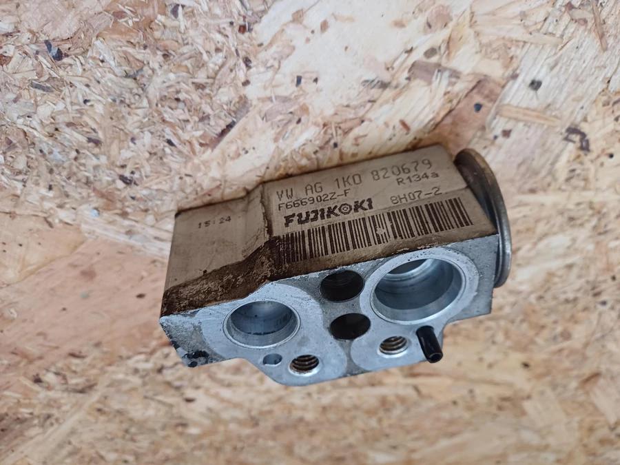 Vw Passat B6 (2005-2011) Expanziós Szelep