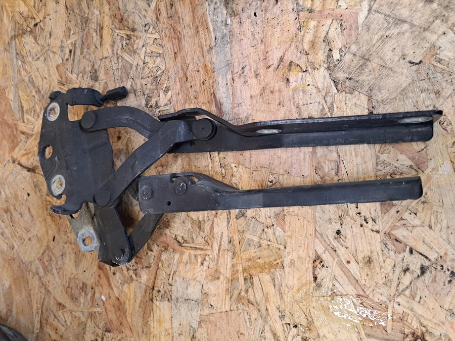 Vw Passat B6 (2005-2011) Motorháztető Zsanér Pár