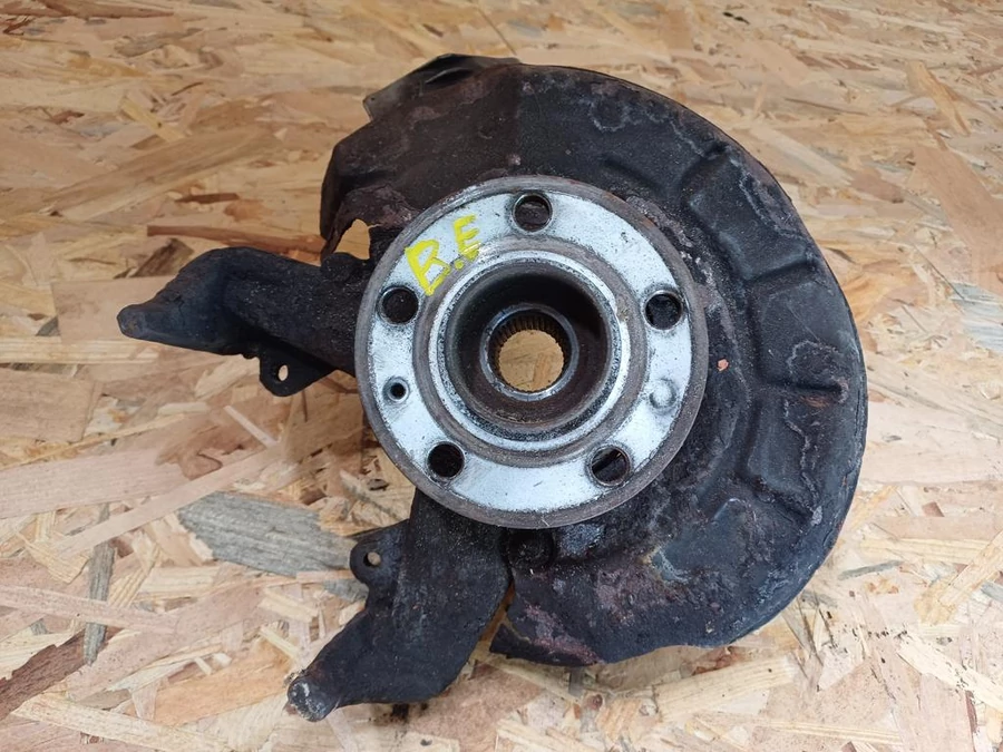 Vw Polo 9N (2002-2009) 1.4 16V Benzines Bal Első Csonkállvány