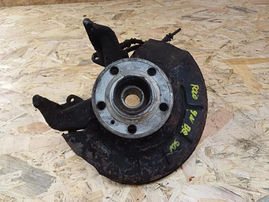 Vw Polo 9N (2001-2009) 1.9Sdi Diesel Bal Első Csonkállvány Kerékaggyal 