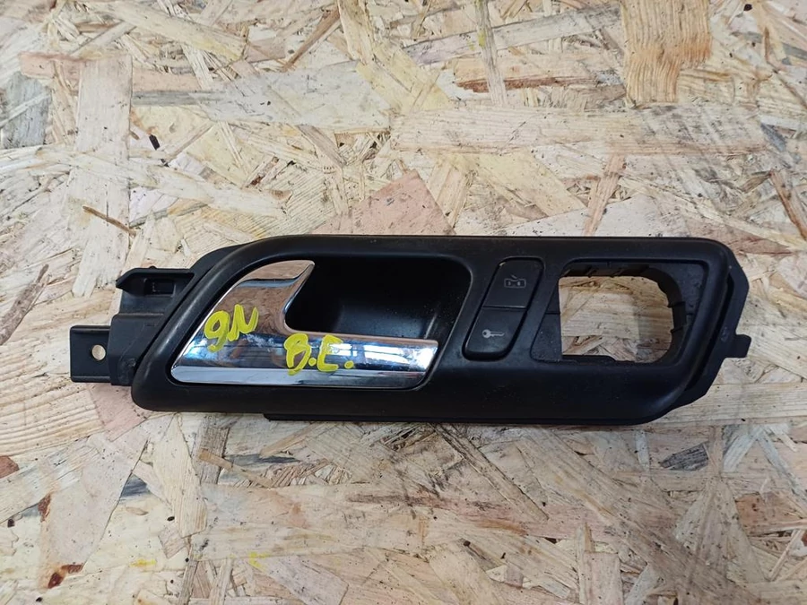 Vw Polo 9N (2001-2009)  Bal Első Ajtó Belső Kilincs 