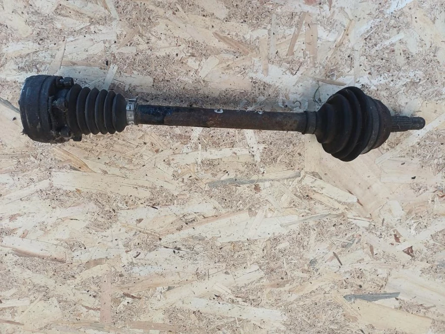 Vw Polo III Classic (1995-2002) 1.4 16V Benzines Bal Első Féltengely