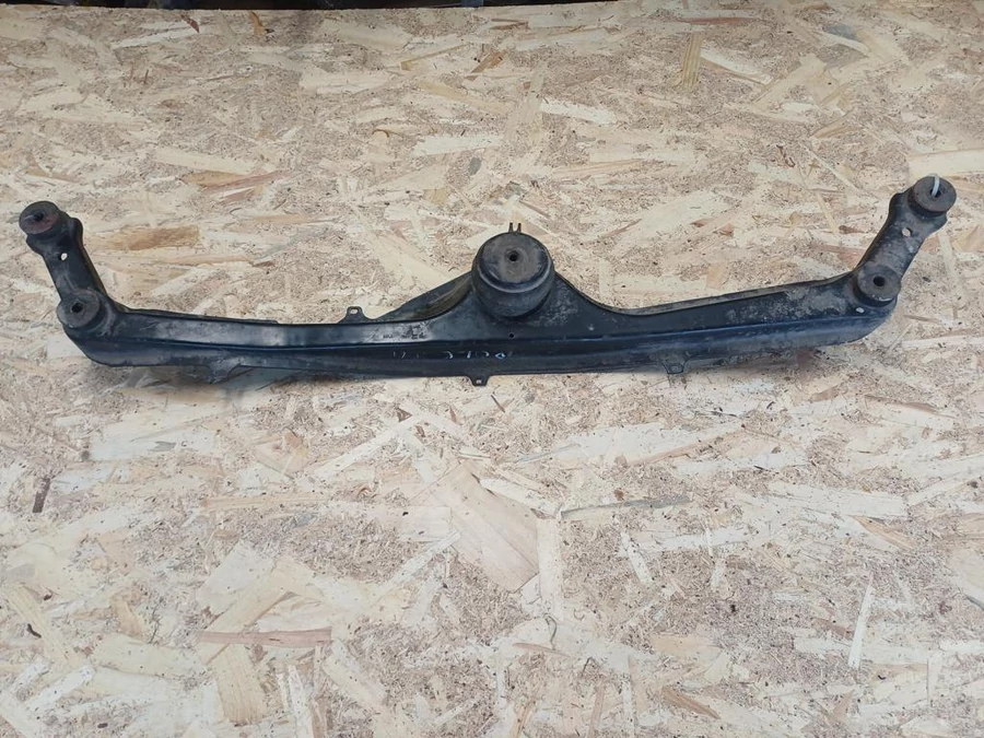 Vw Polo III Classic (1995-2002) 1.4 16V Első Bölcső