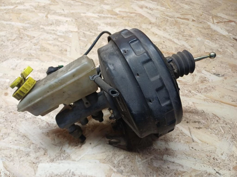 Seat Alhambra (2001-2010) Fékrásegítő