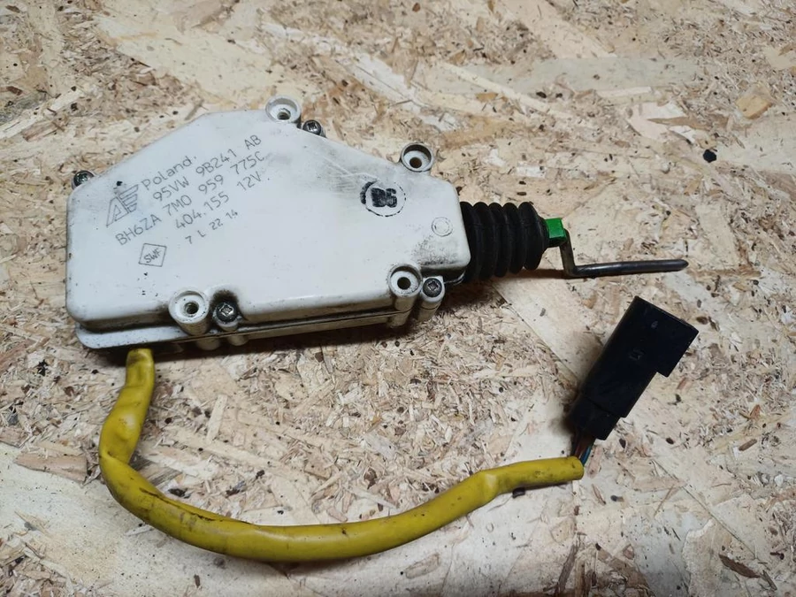 Vw Sharan (2000-2010) Tankajtó Központizár 