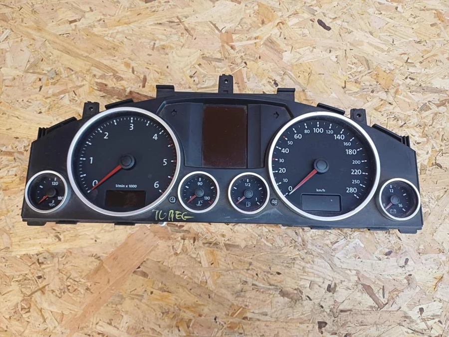 Vw Touareg (2003-2010) 2.5Tdi Diesel Kilométeróra 