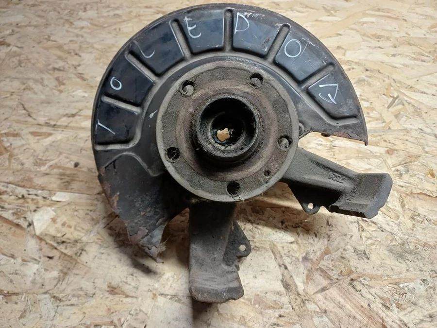 Seat Toledo III (2004-2009) 1.6 Benzines Jobb Első Csonkállvány Kerékaggyal