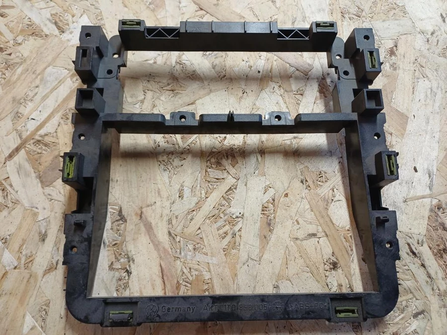 Vw Touran (2003-2010) Rádió Keret