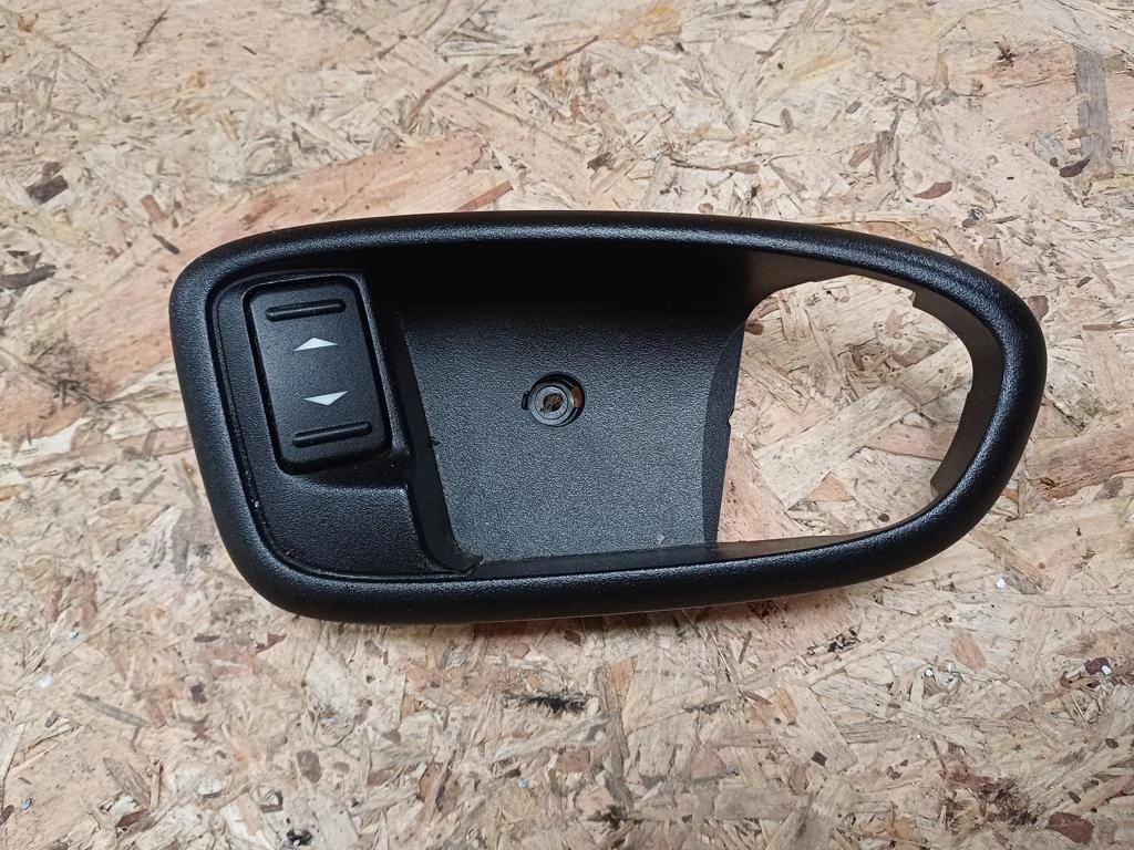 Ford Mondeo MK4 (2006-2014) Jobb Első Ajtó Ablakemelő Kapcsoló 