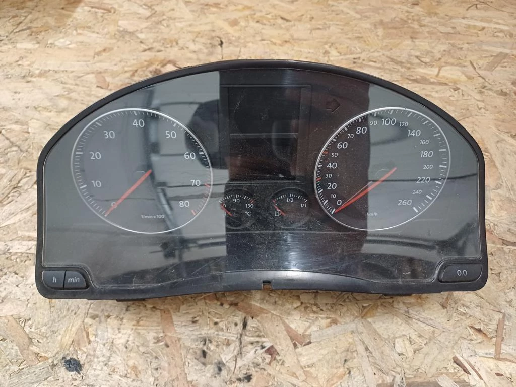 Vw Jetta (2005-2010) 1.6 Benzines Kilométeróra 